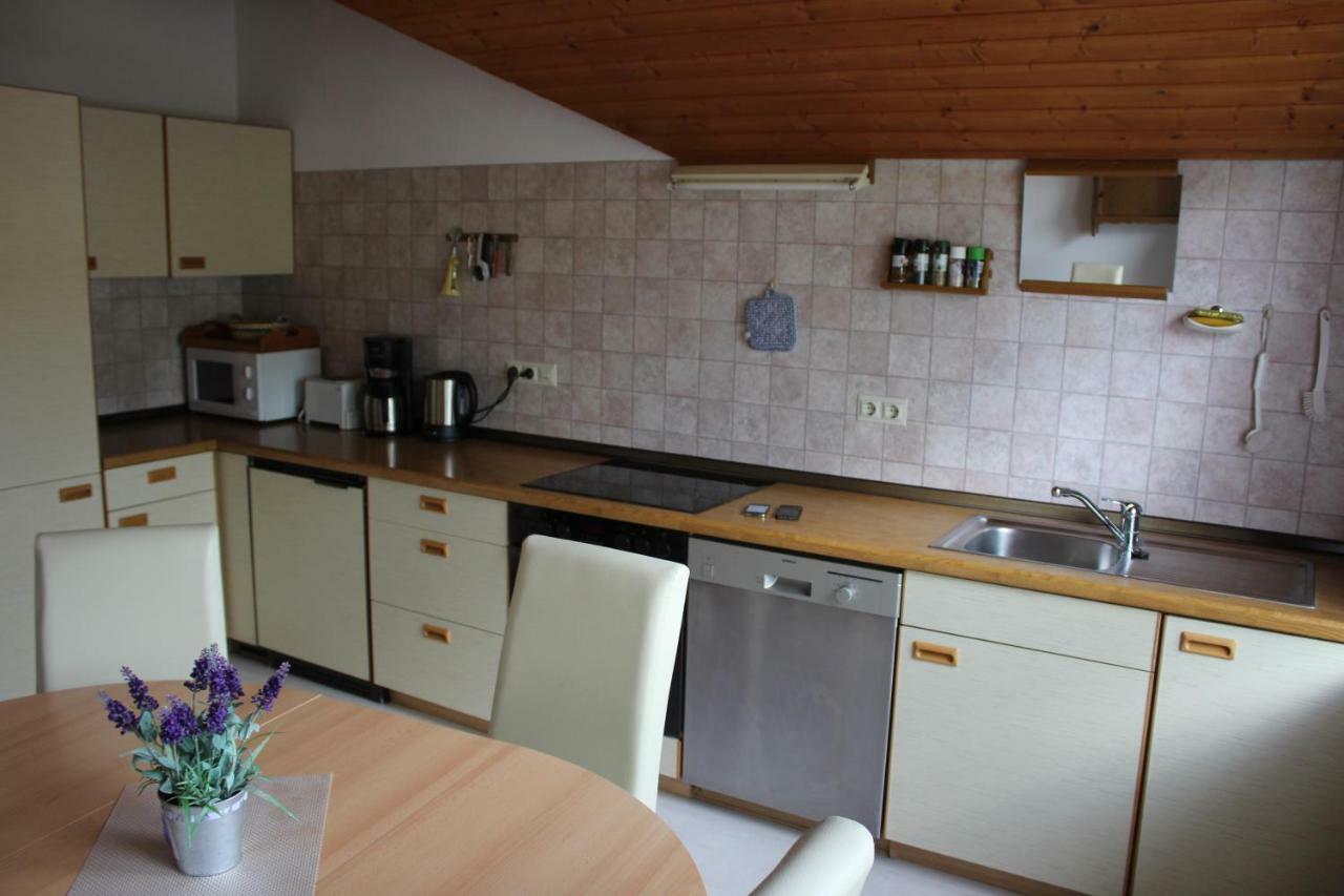 Ferienwohnung Ausblick Weissensberg Luaran gambar